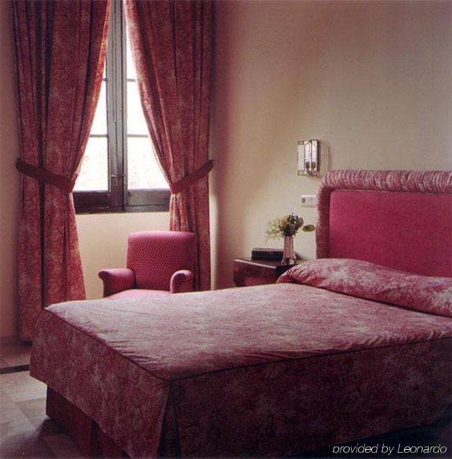 Hotel Parque Balneario Termas Pallares Alhama de Aragón Quarto foto
